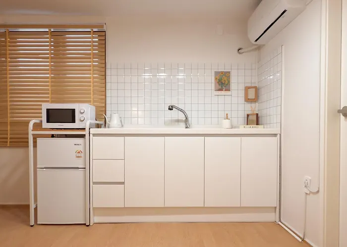 別墅 Ara Hapjeong Station 3 Minutes 8 People Hongdae Hangang Mangwon Market Within Walking Distance Hot Place Yg 首爾
