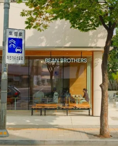 別墅 Ara Hapjeong Station 3 Minutes 8 People Hongdae Hangang Mangwon Market Within Walking Distance Hot Place Yg 首爾