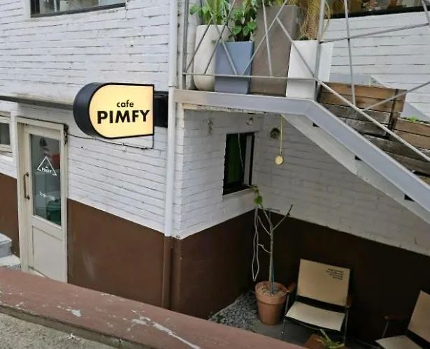 Ara Hapjeong Station 3 Minutes 8 People Hongdae Hangang Mangwon Market Within Walking Distance Hot Place Yg