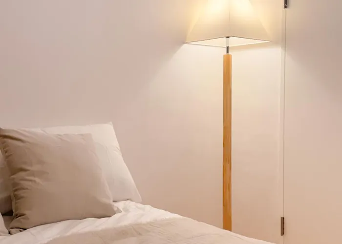 Ara Hapjeong Station 3 Minutes 8 People Hongdae Hangang Mangwon Market Within Walking Distance Hot Place Yg *