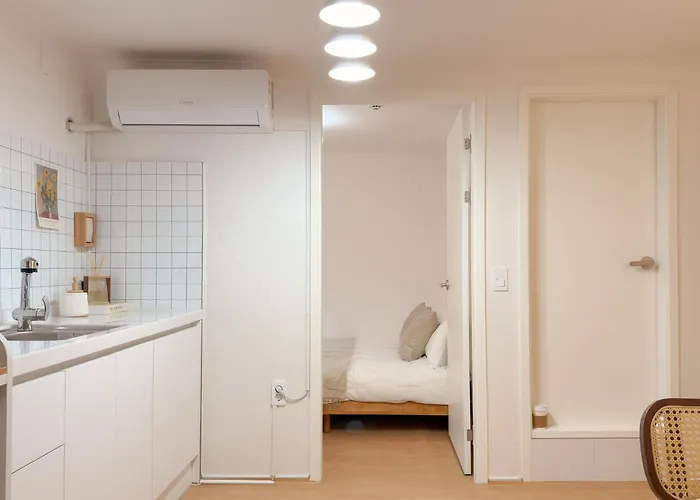 Ara Hapjeong Station 3 Minutes 8 People Hongdae Hangang Mangwon Market Within Walking Distance Hot Place Yg 別墅