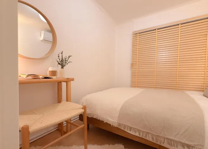 Ara Hapjeong Station 3 Minutes 8 People Hongdae Hangang Mangwon Market Within Walking Distance Hot Place Yg * 首爾